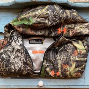 Under Armour Mossy Oak Hunting Coat w/Scent Ctrl